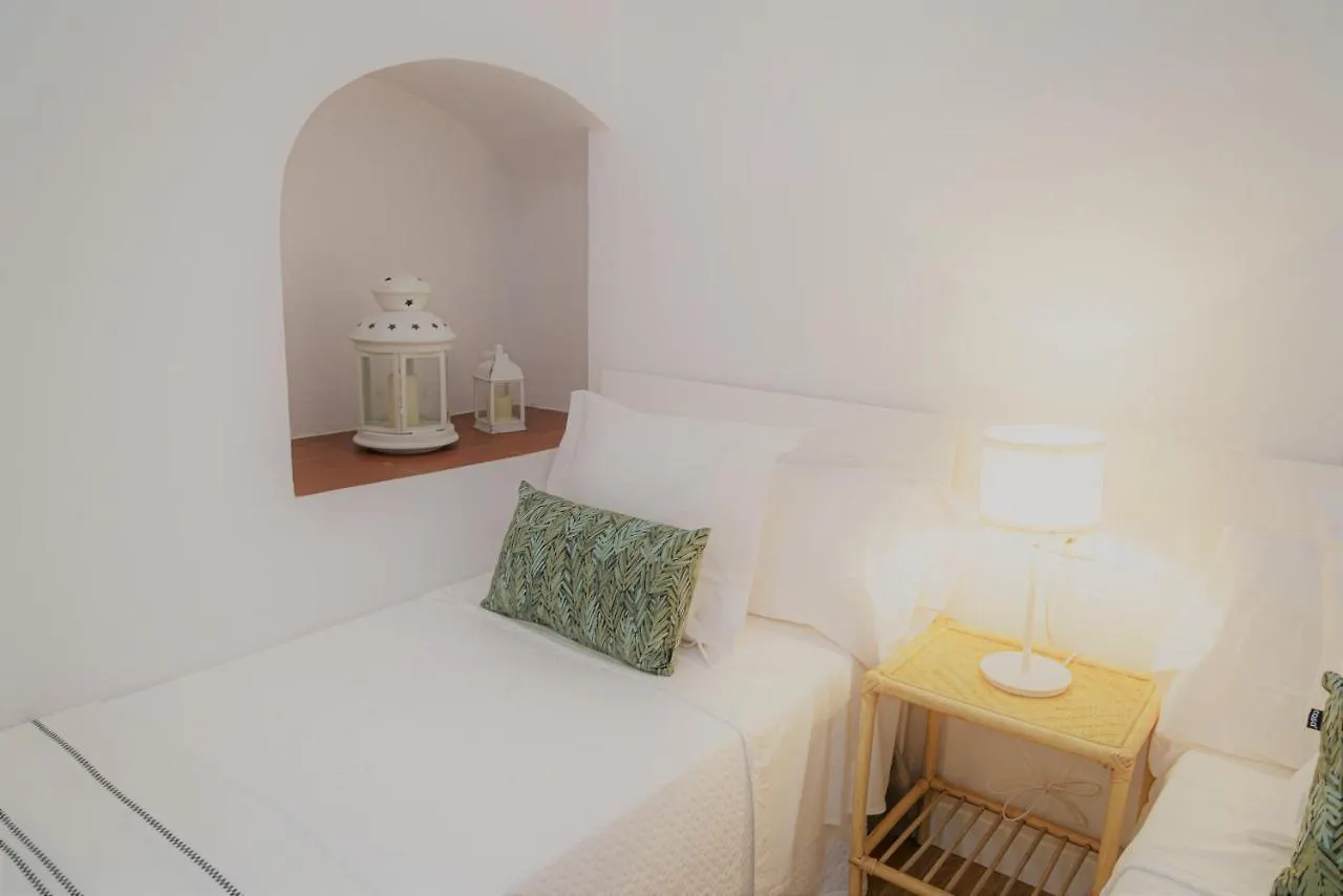 Guest house Hostal La Calzada Tarifa