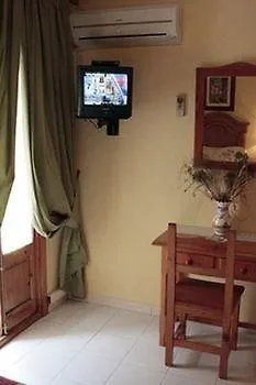 Guest house Hostal La Calzada Tarifa Spain