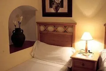 Hostal La Calzada Tarifa 0*,  Spain