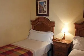 Hostal La Calzada Tarifa Guest house