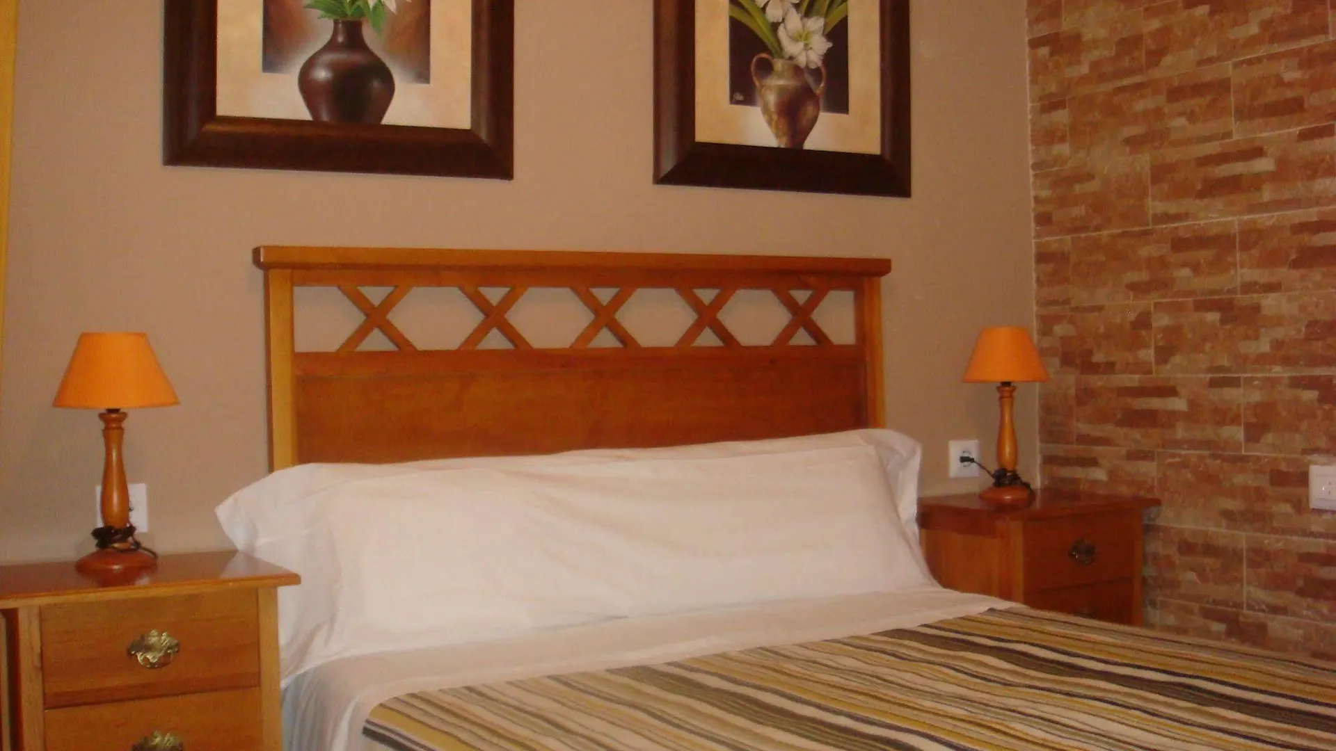 Hostal La Calzada Tarifa 0*,